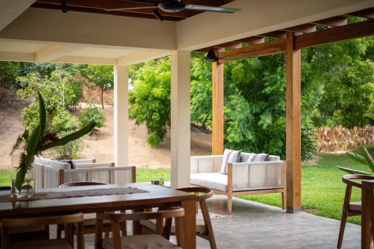 Niketh Villa Komari Arugambay Екстер'єр фото